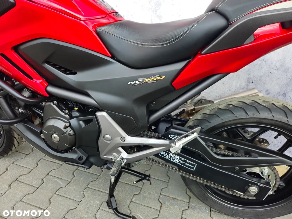 Honda NC - 16