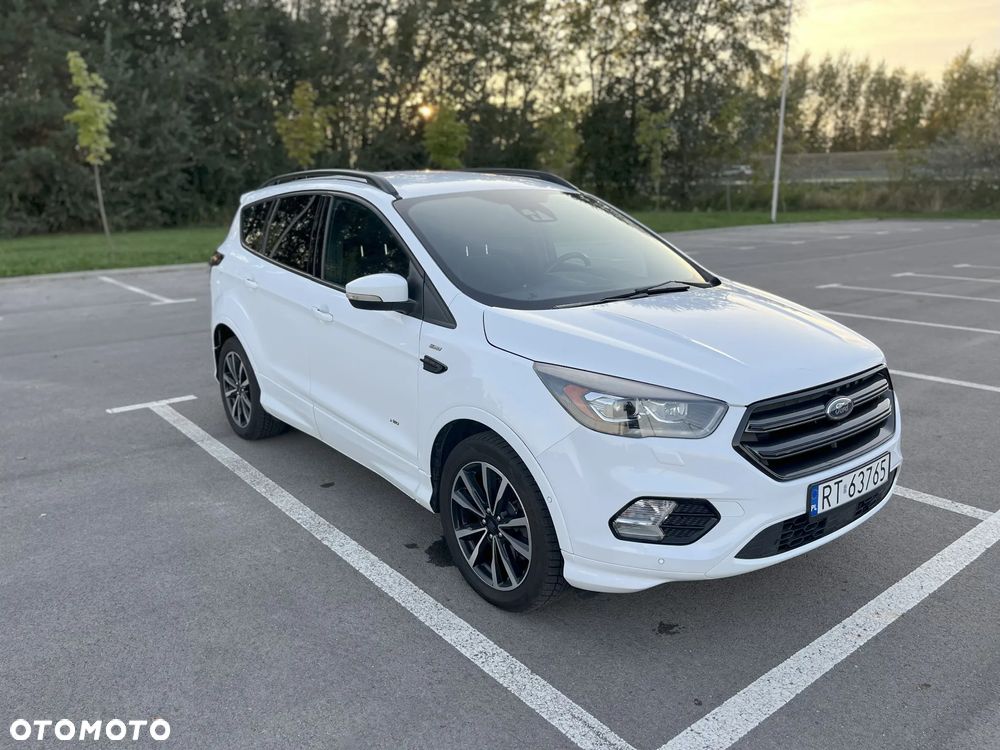Ford Kuga 2.0 TDCi AWD ST-Line - 5
