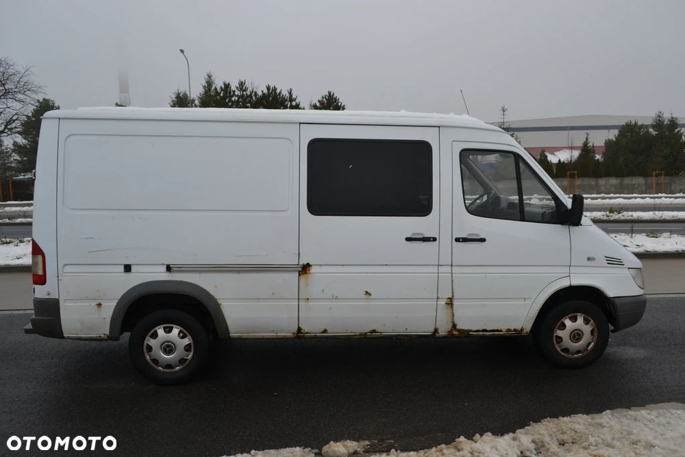 Mercedes-Benz Sprinter - 6