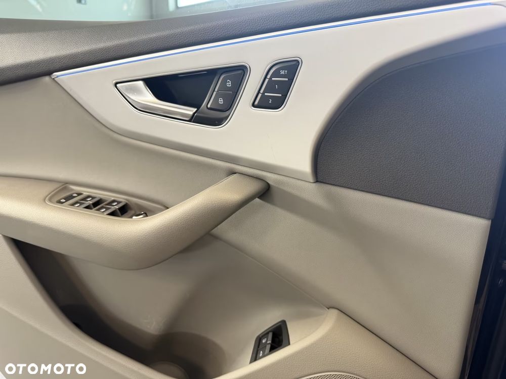 Audi Q7 55 TFSI mHEV Quattro S Line Tiptr - 16