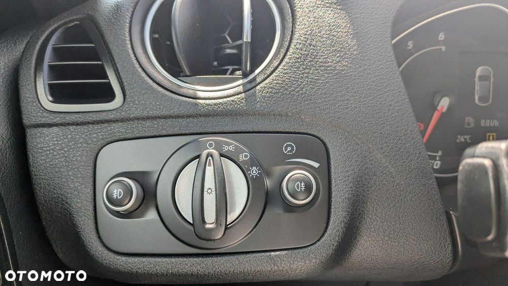 Ford S-Max - 32