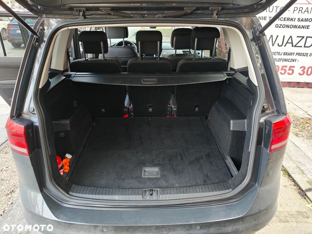 Volkswagen Touran 1.4 TSI BMT Comfortline DSG - 3