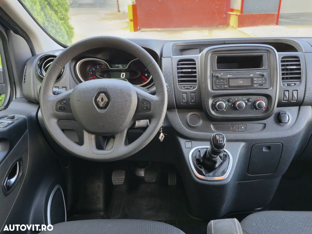 Renault Trafic 2.0 Blue dCi 145 Combi L2H1 7+1 locuri Expression - 11