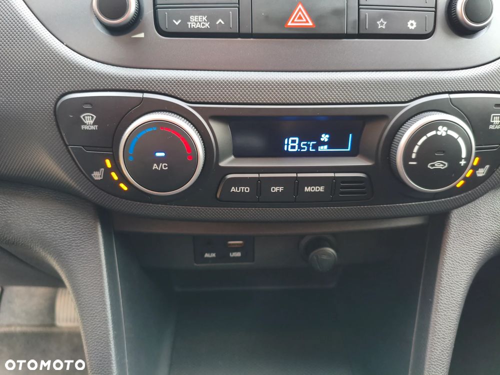 Hyundai i10 1.0 YES - 18