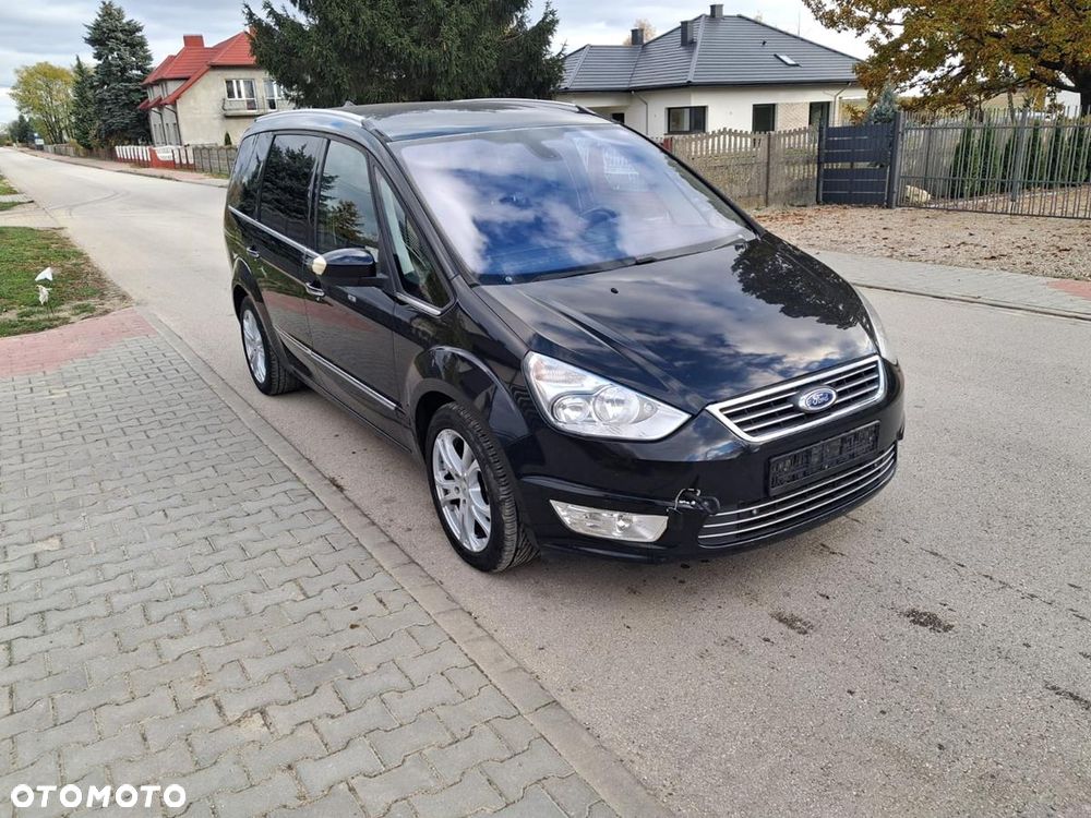 Ford Galaxy 2012 photo 4