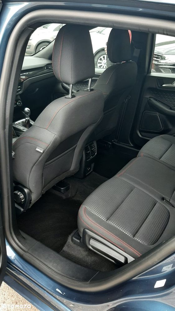 Ford Kuga 1.5 EcoBoost ST-LINE - 17