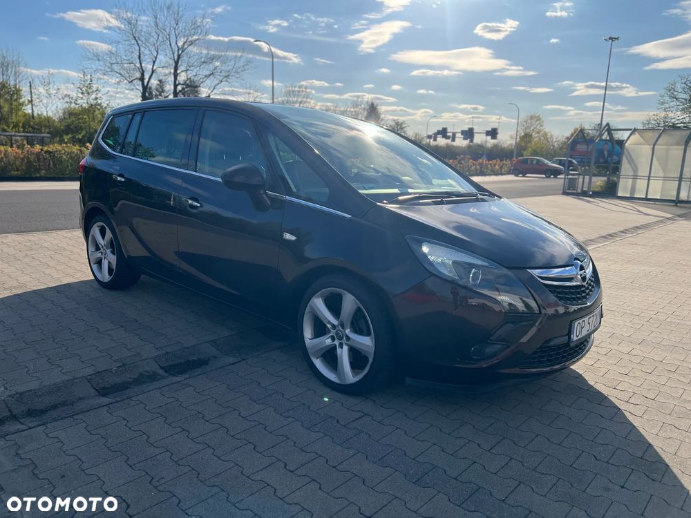 Opel Zafira 2.0 CDTI Cosmo - 4