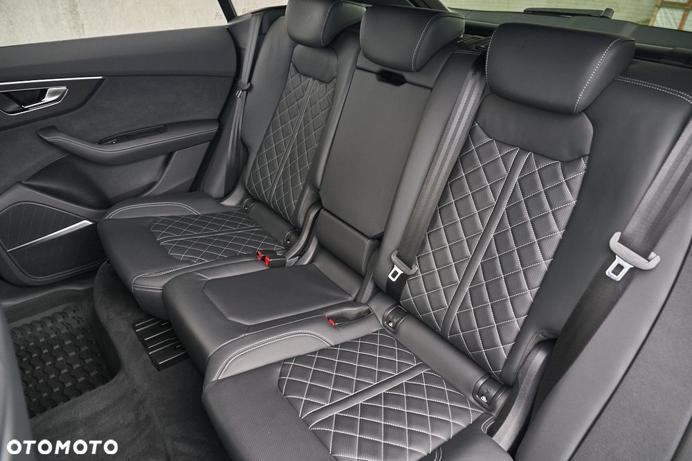 Audi SQ8 - 26