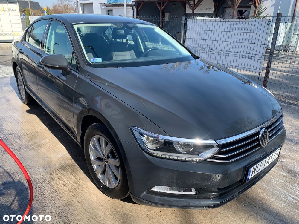 Volkswagen Passat 1.6 TDI BMT City - 24
