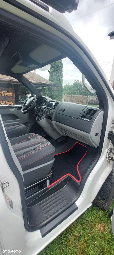Volkswagen Transporter Caravelle Edition - 7