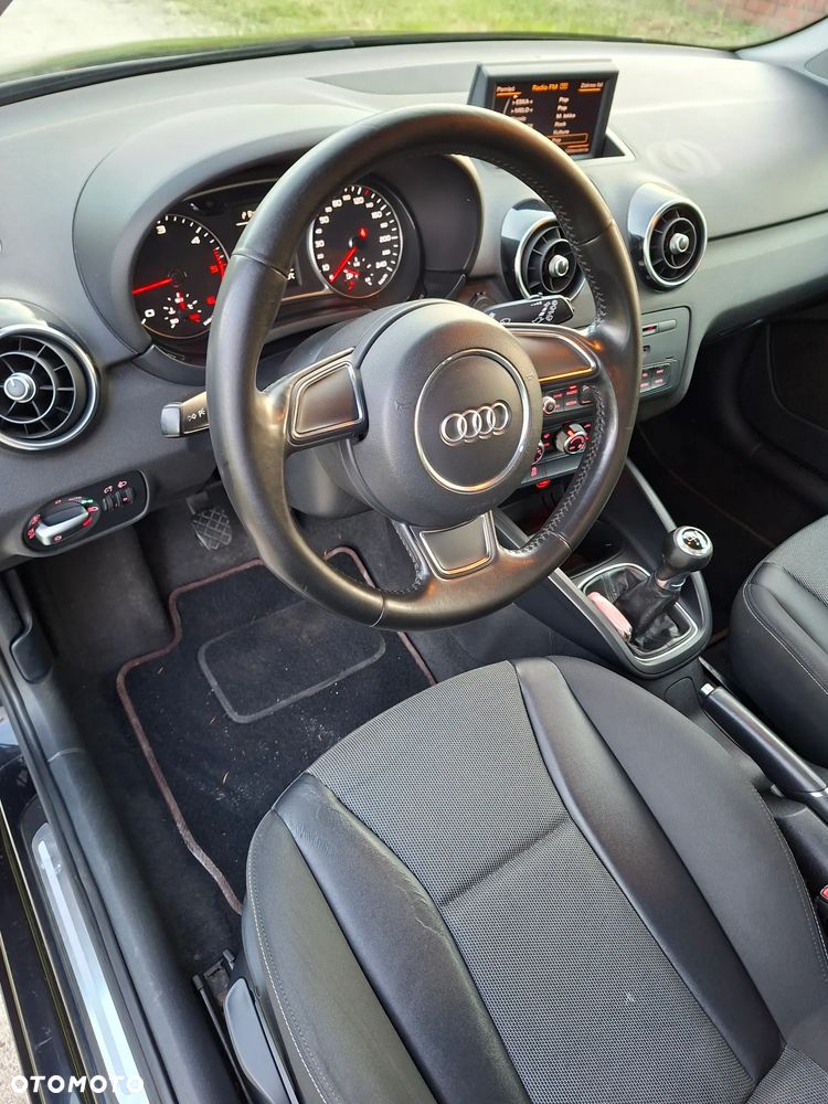 Audi A1 Sportback 1.6 TDI Ambition - 17