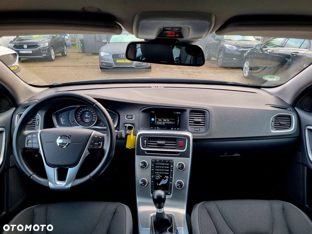 Volvo V60 D3 Edition - 15