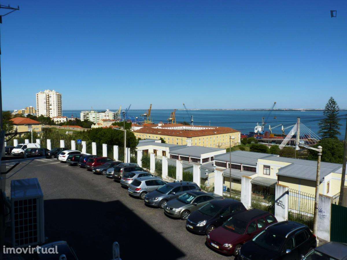 Quarto - localizado em Santa Apolónia Lisbon - Grande imagem: 2/43