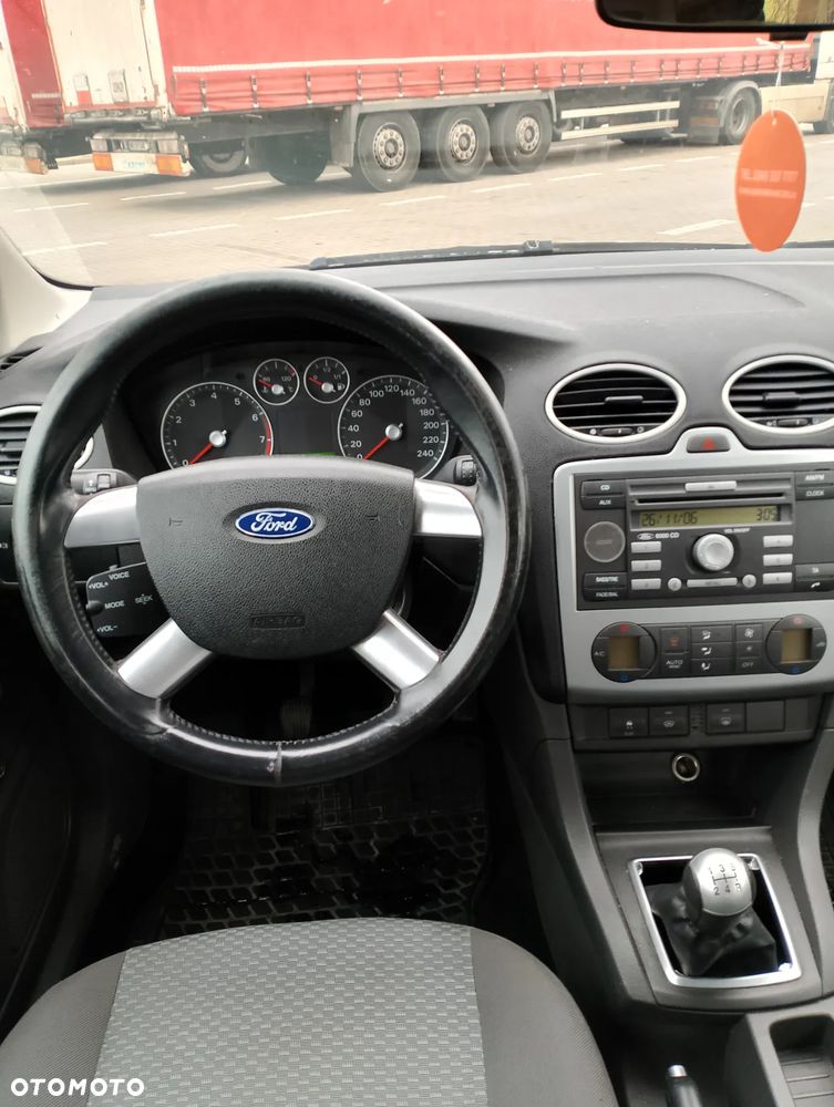 Ford Focus - 7