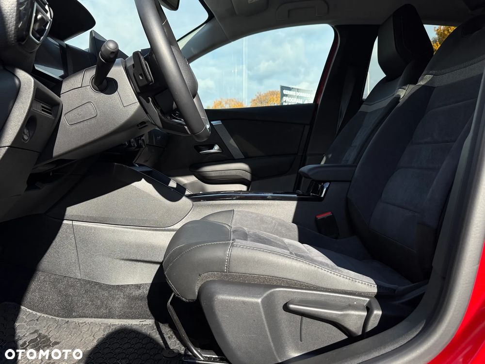 Citroën C4 1.2 PureTech Max S&S EAT8 - 10