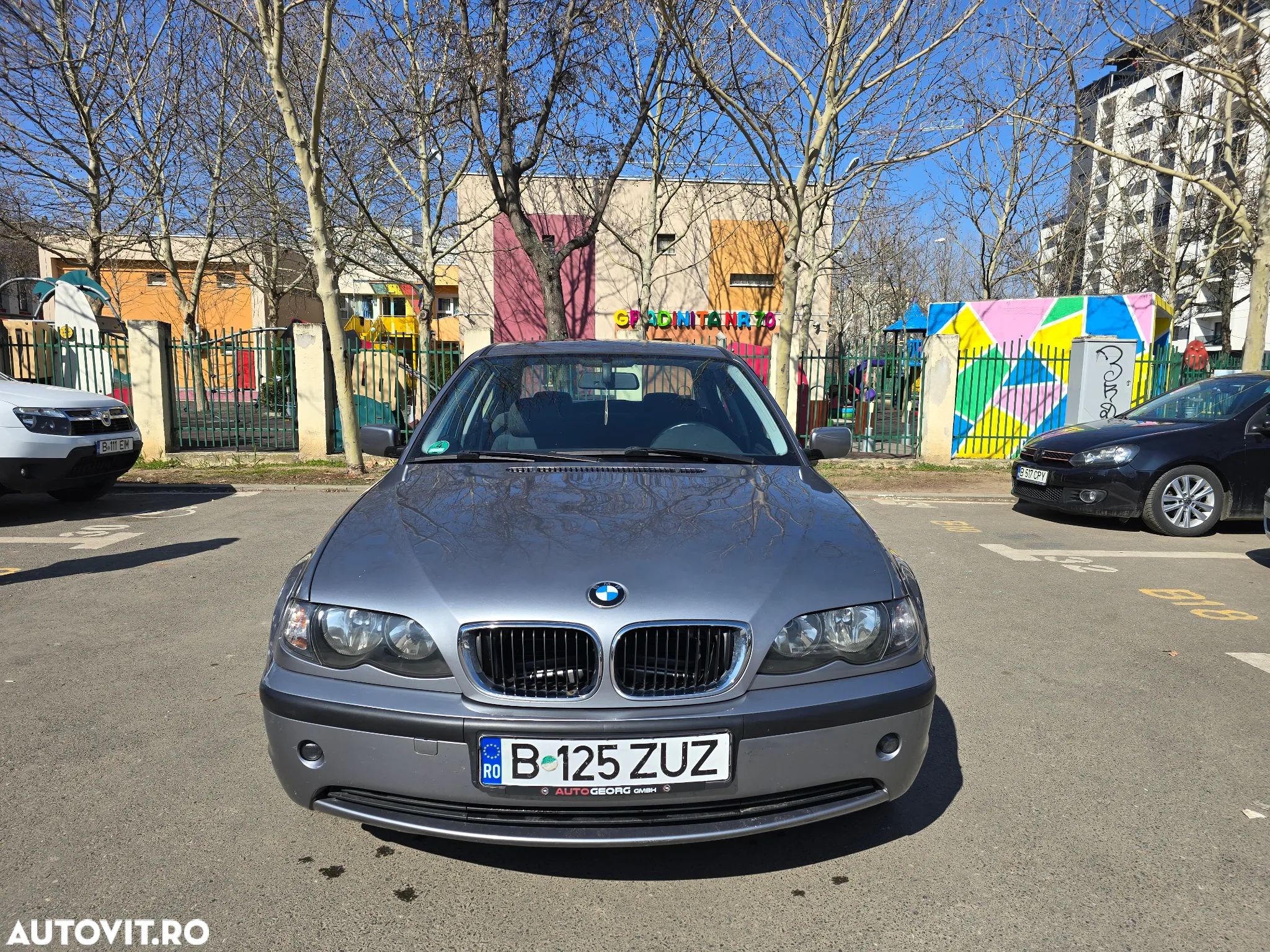 BMW Seria 3 318i - 1