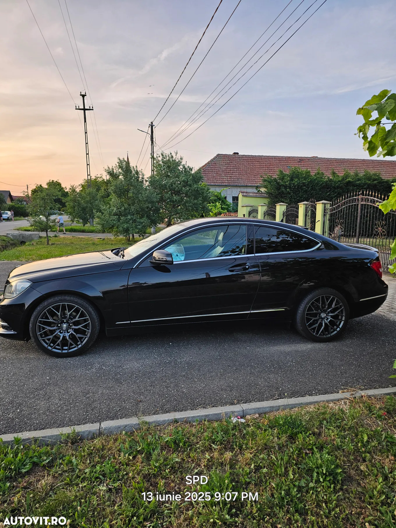 Mercedes-Benz C 180 Coupe BlueEFFICIENCY 7G-TRONIC - 3