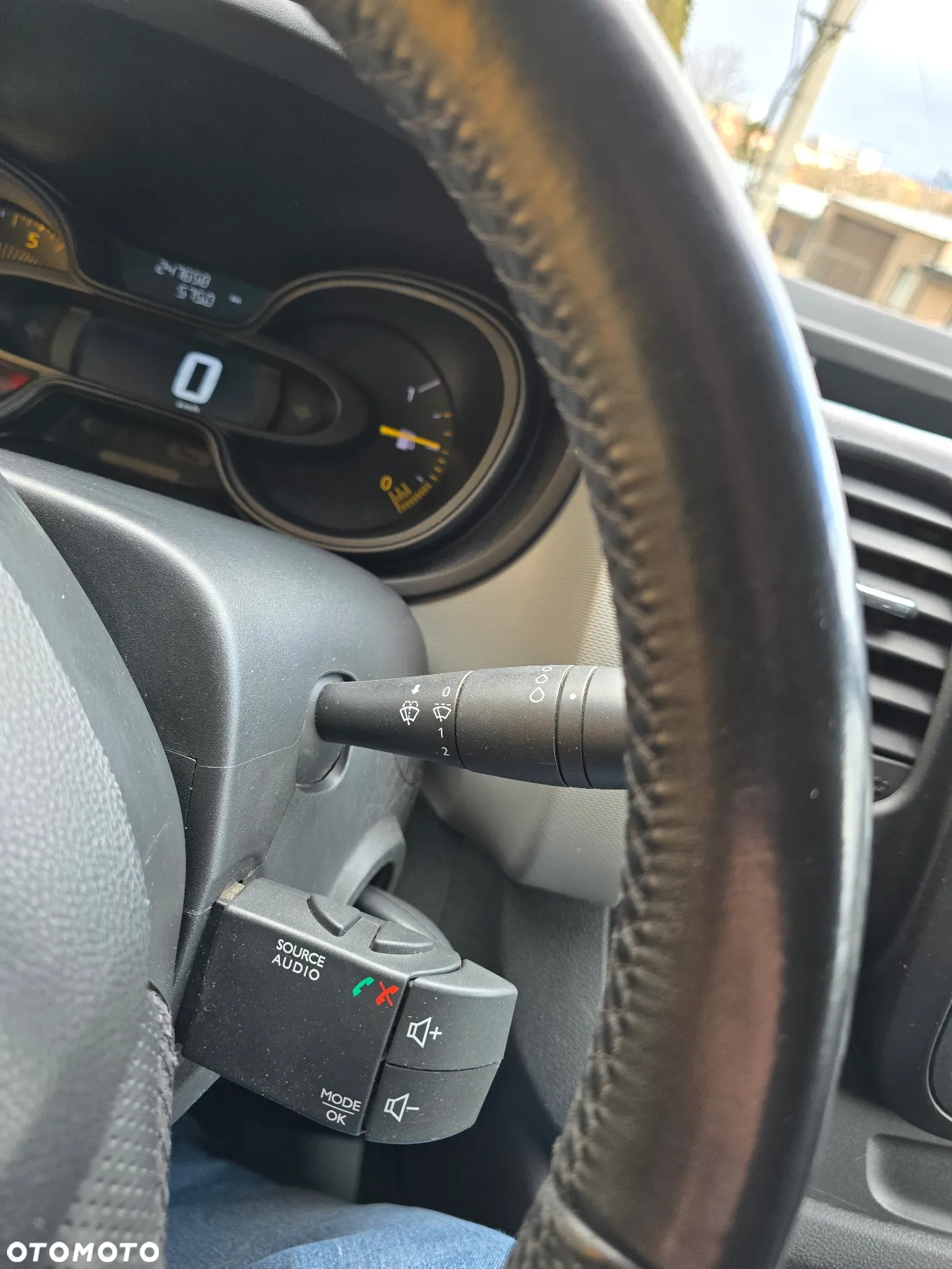 Renault Trafic - 12