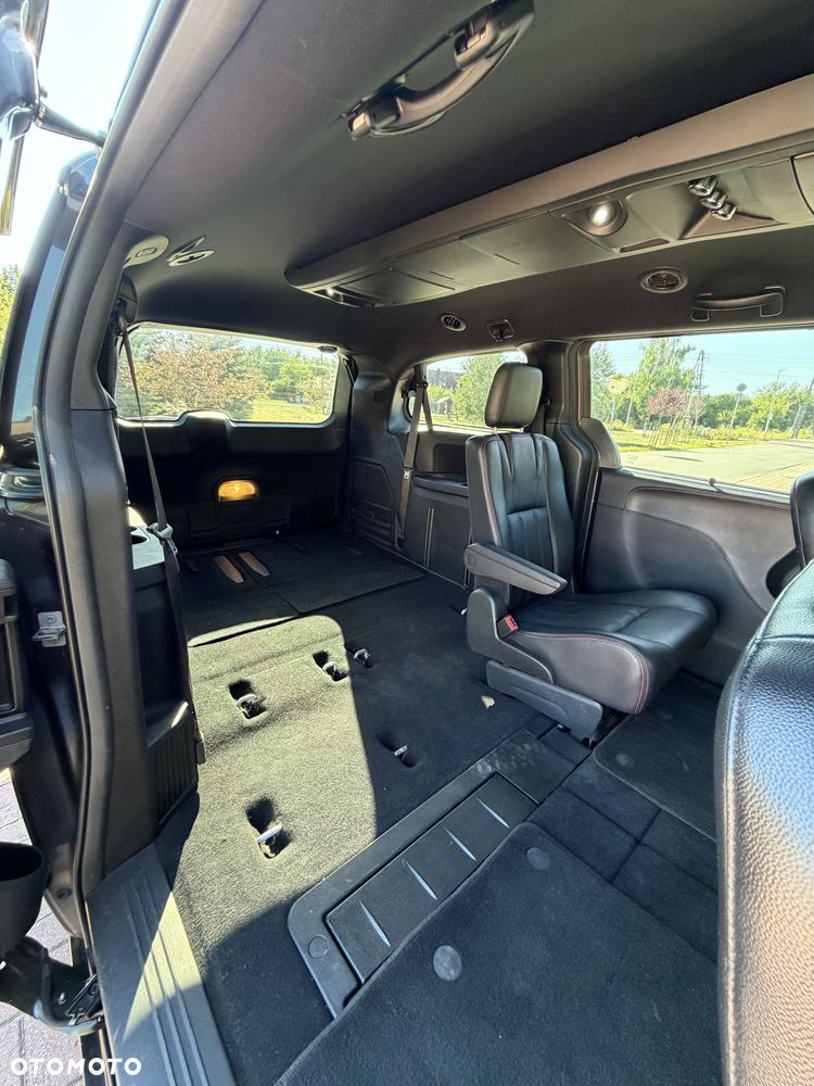 Dodge Grand Caravan 3.6 Express - 39