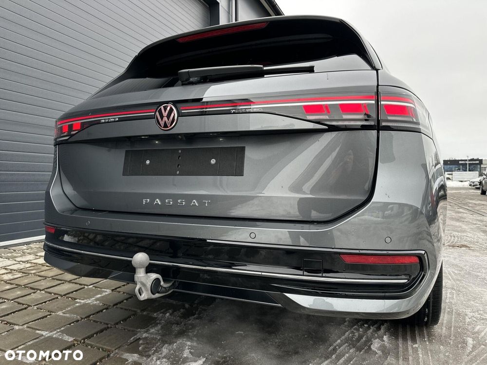 Volkswagen Passat Variant 2.0 TDI EVO Elegance DSG - 38