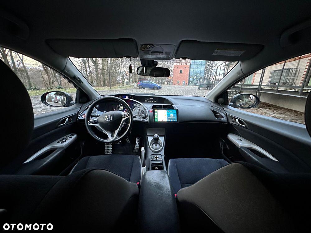 Honda Civic 1.8 Comfort - 11