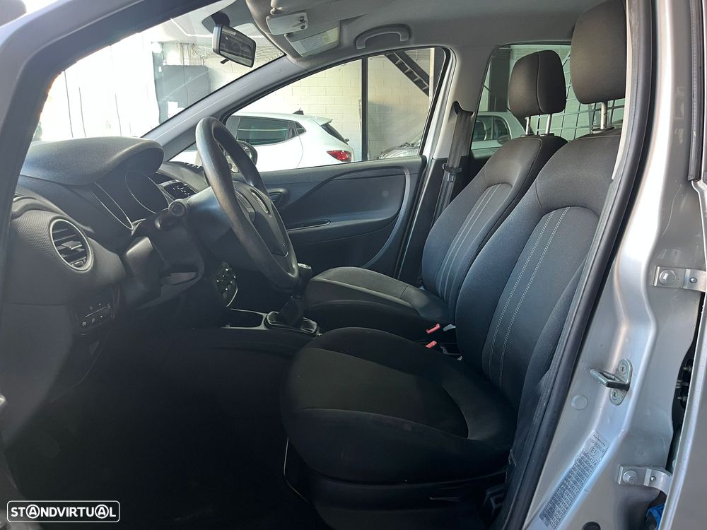 Fiat Punto 1.3 Multiject AC - 9