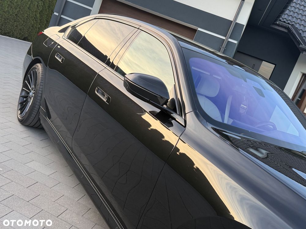 BMW Seria 7 740d xDrive - 21
