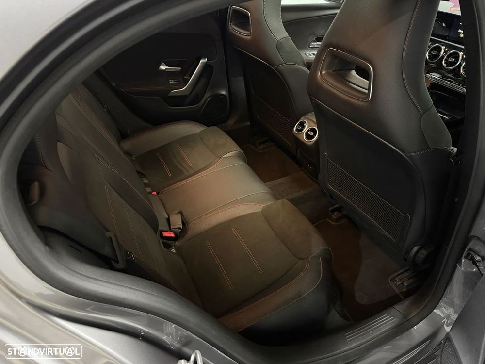 Mercedes-Benz A 160 d AMG Line - 10