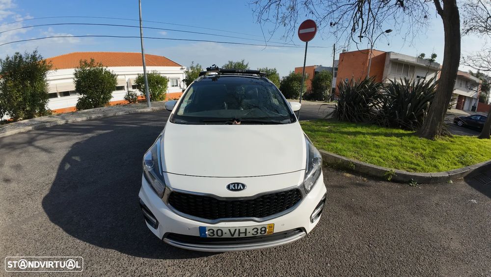 Kia Carens 1.7 CRDi ISG TX Aut. - 4