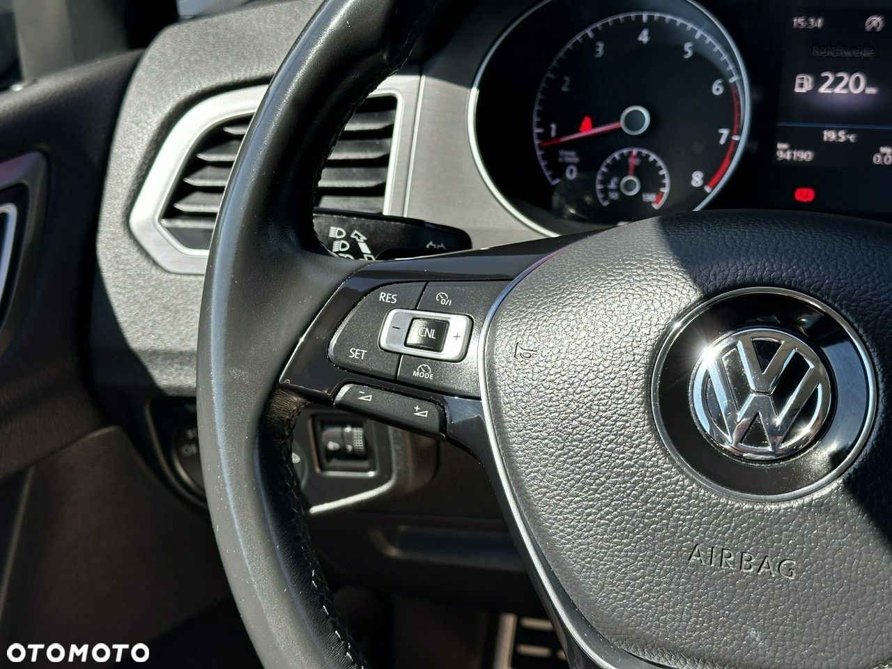 Volkswagen Golf Sportsvan 1.4 TSI BlueMotion Technology DSG Allstar - 22