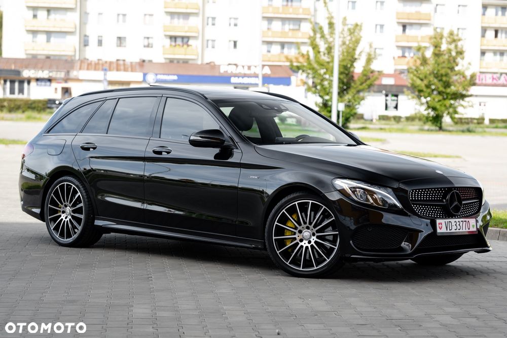 Mercedes-Benz Klasa C 450 AMG 4Matic 7G-TRONIC - 4