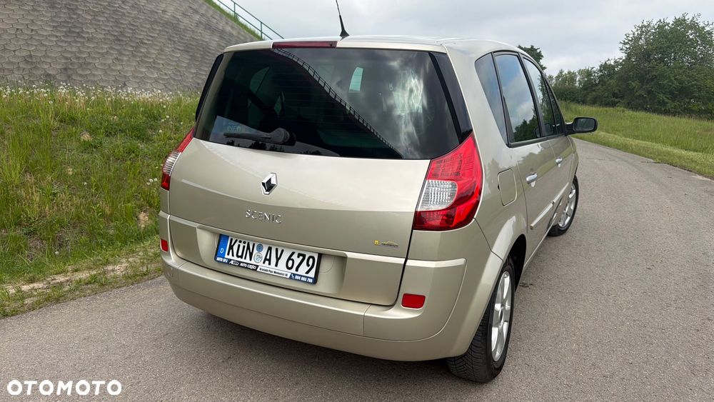 Renault Scenic 1.6 16V Conquest - 11