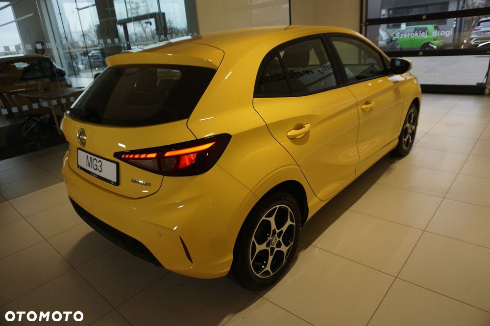 MG MG3 - 15