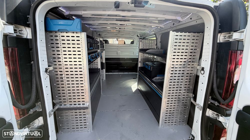 Nissan NV300 2.0 dCi L2H1 1.2T Premium AT - 9
