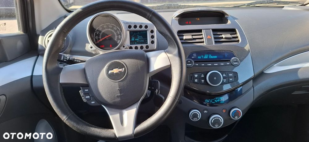 Chevrolet Spark 1.2 LT - 11