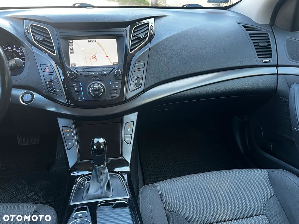 Hyundai i40 1.7 CRDi Premium DCT - 21