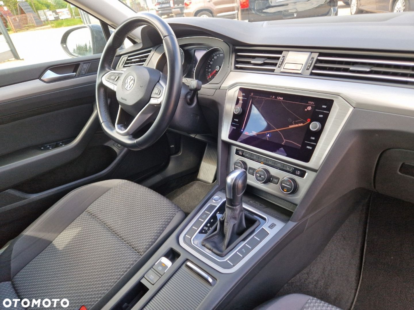 Volkswagen Passat Variant 2.0 TDI SCR DSG - 22