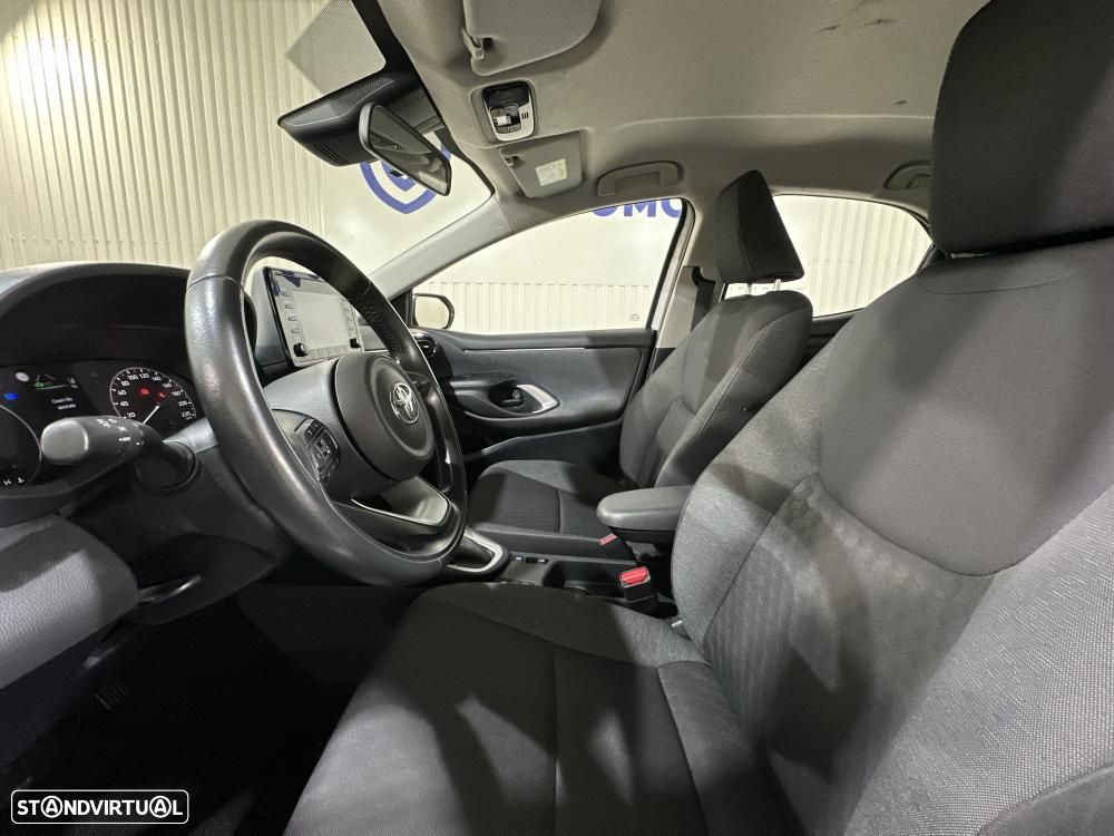 Toyota Yaris 1.5 HDF Premier Edition - 9