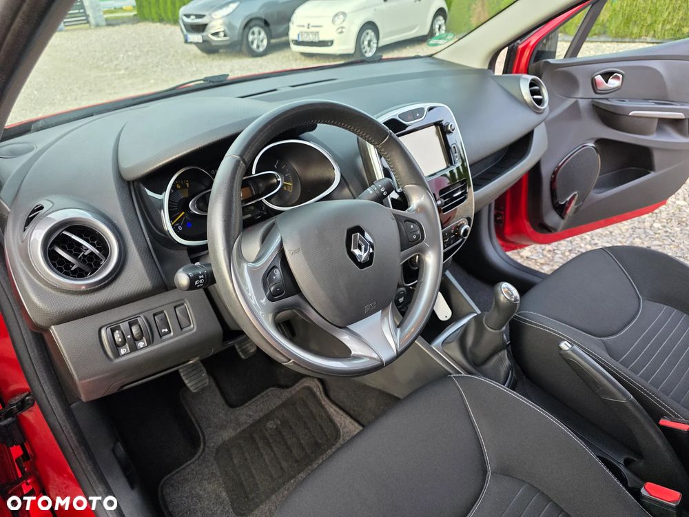 Renault Clio 1.2 16V 75 Limited - 17