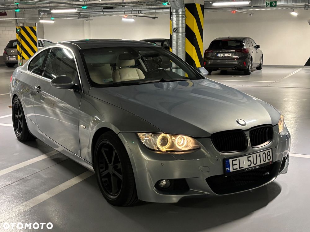 BMW Seria 3 325i M Sport Edition - 2