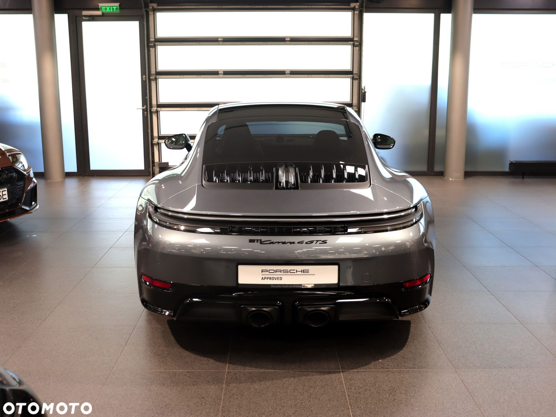 Porsche 911 Carrera 4 GTS PDK - 4