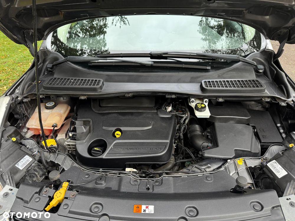 Ford Kuga 2.0 TDCi 2x4 Titanium - 38