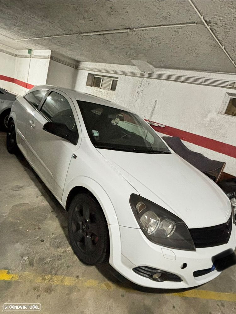 Opel Astra GTC 1.7 CDTI - 3