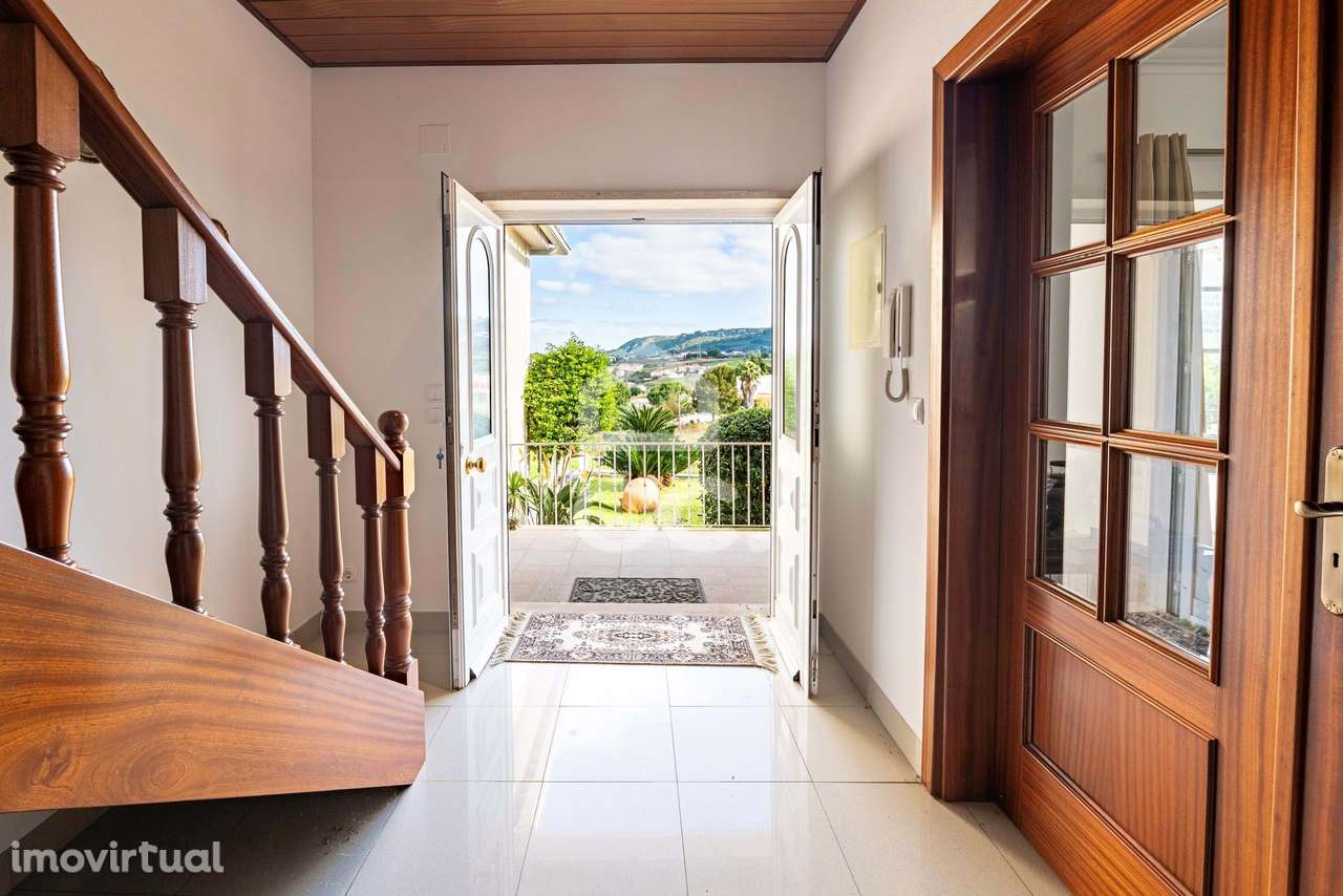 Moradia T4+3 de Prestígio em Vila Nova – Cadaval - Grande imagem: 4/58