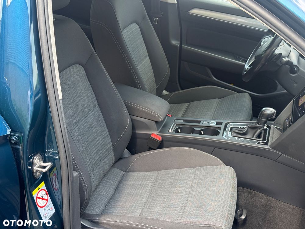 Volkswagen Passat 2.0 TDI EVO Elegance DSG - 16