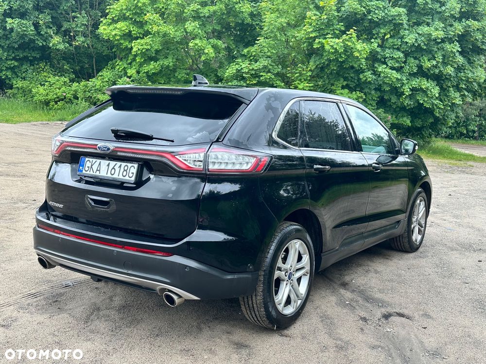 Ford Edge 2.0 TDCi Twin-Turbo 4WD Titanium - 4