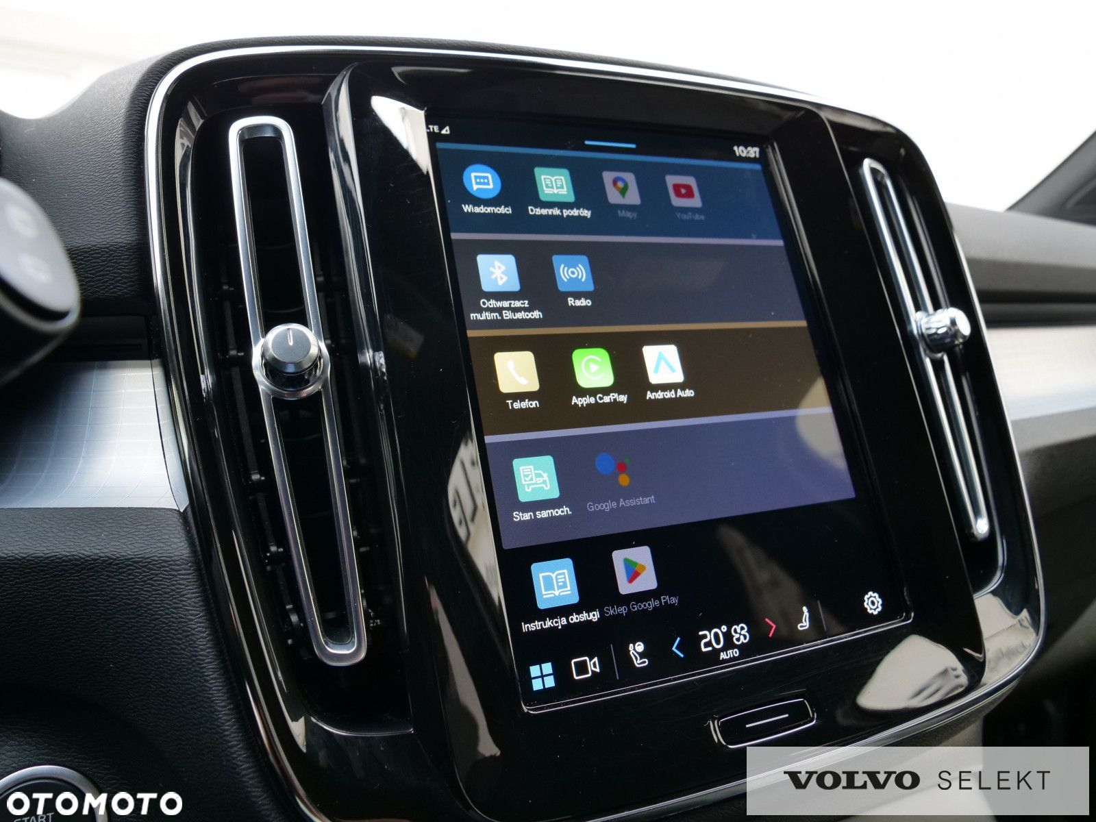 Volvo XC 40 - 22