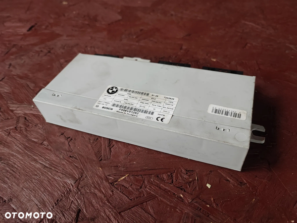 BMW F11 / F11N ORYGINALNY MODUŁ / STEROWNIK ELEKTRYCZNEJ TYLNIEJ KLAPY BAGAŻNIKA O NR. 7 394 651 / 7 333 928 / 7 327 887 / 7 365 898 / 7 276 757 OEM W BDB STANIE