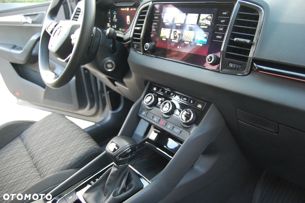 Skoda Karoq 2.0 TDI DSG Selection - 32