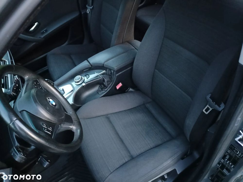 BMW Seria 5 520d - 7